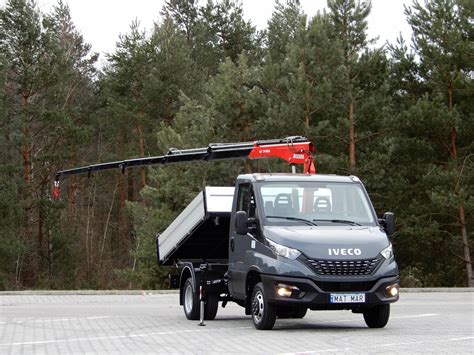 Szczegółowe zdjęcie wywrotki Iveco z HDS