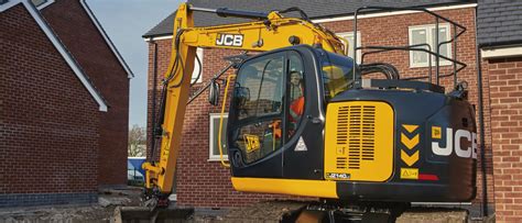 Rysunek 4: Lokalizacja numeru silnika JCB JZ140