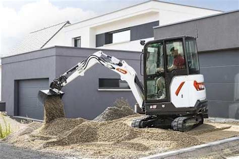 Okładka instrukcji serwisowej Bobcat E19