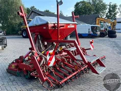 Schemat systemu CBS w siewniku Kverneland Accord