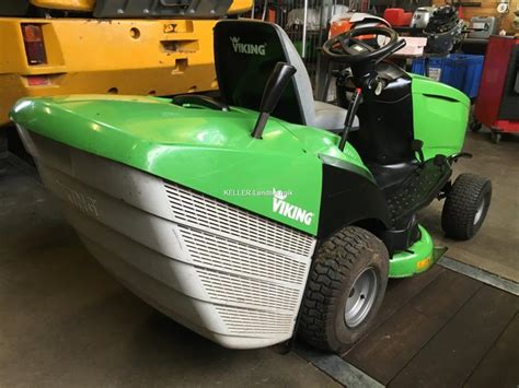 Wizualizacja traktorka kosiarki Viking MT 5097 C