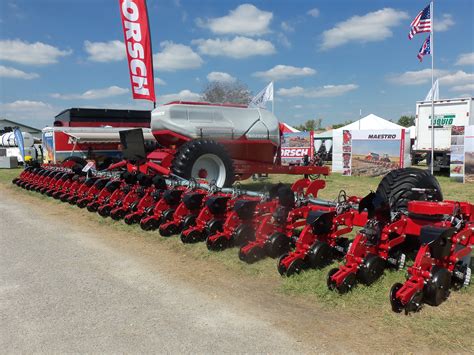 Horsch Maestro corn planter in field