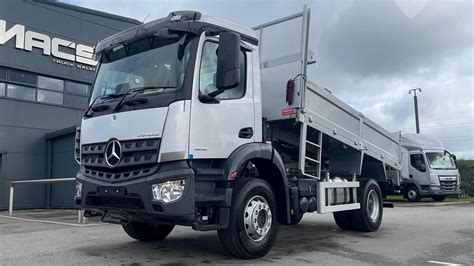 Thematic photo of Mercedes-Benz Arocs in a construction site environment