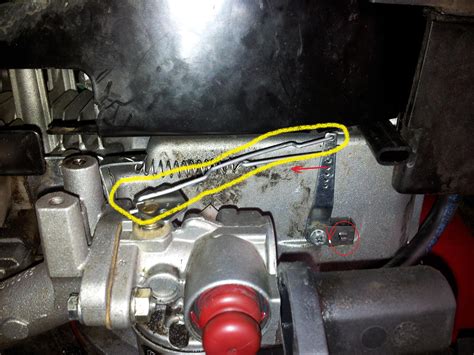 Schemat kosiarki Tecumseh Vantage 35 z zaznaczonymi kluczowymi komponentami