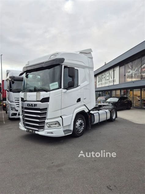 Zdjęcie ciągnika siodłowego DAF XF Low Deck z uniesioną tylną osią