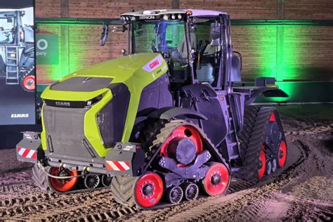 Silnik Mercedes-Benz w ciągniku Claas Xerion
