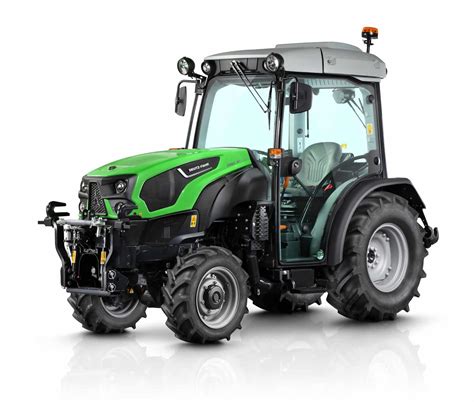 infografika porównująca szerokości modeli Deutz-Fahr 5080 DF, DS, DV Ecoline