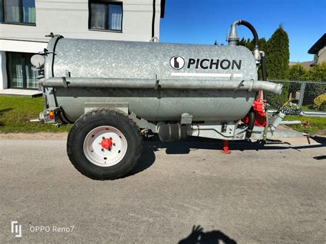 Nowoczesny beczkowóz do gnojowicy PICHON SV