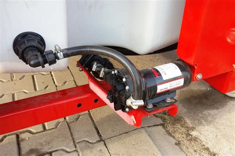 Zbiornik czołowy UNIA TOP 1200H z pompą hydrauliczną