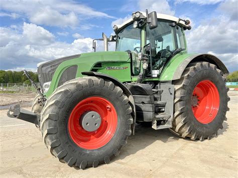 Traktor Fendt 936 Vario w akcji na polu
