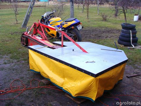 Zdjęcie wałka przystawki do kosiarki rotacyjnej