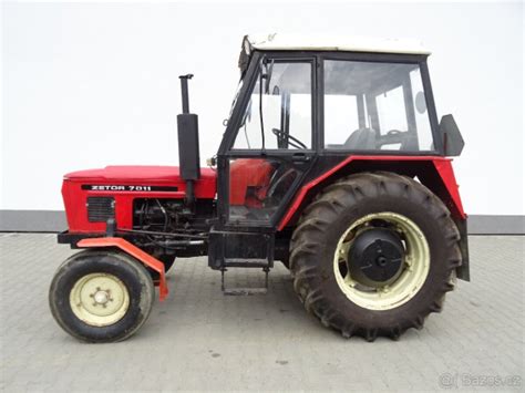 Zetor 25 A, widok z boku