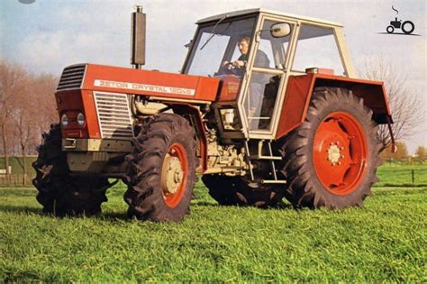 Zetor Crystal 12045, widok z boku