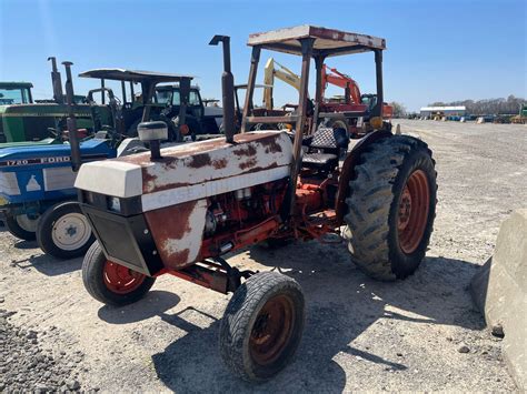 Thematic photo of the J.I. Case 1390 tractor working in the field