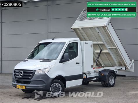 Thematic photo of Mercedes Sprinter with a dump body