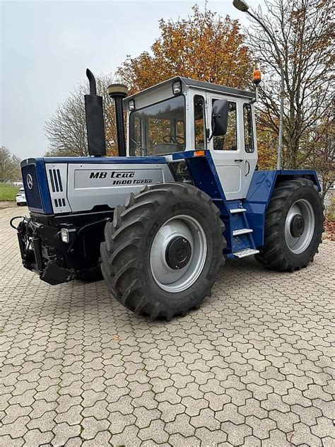 Zdjęcie historycznego ciągnika MB-trac 1600