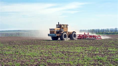 Różne typy wałów agregatu podorywkowego