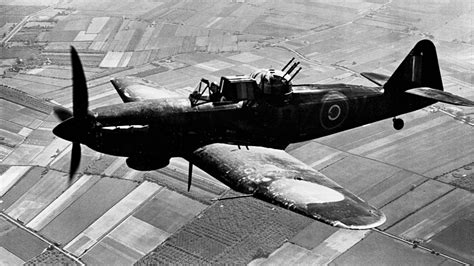 Zdjęcie samolotu Boulton Paul Defiant w locie