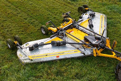 Mulczer wirnikowy Bednar MM 7000