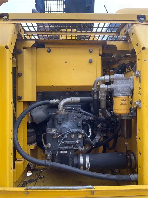 Widok ogólny silnika Komatsu 4D95LE