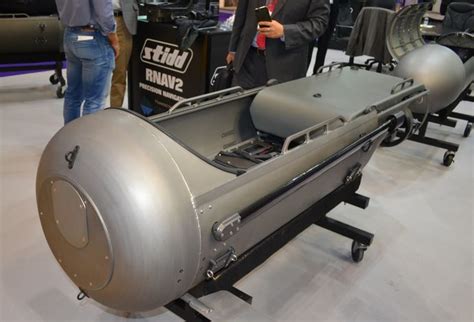 Zestaw: transporter DPD2 i holowany zasobnik transportowy CP2 Cargo POD.
