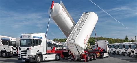 Flota nowoczesnych cementowozów marki Scania i Spitzer