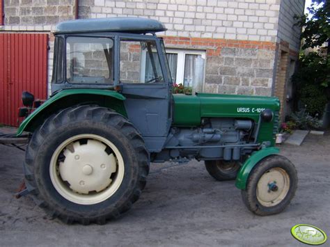 Ursus C-4011 zdjęcie, pracujący ciągnik