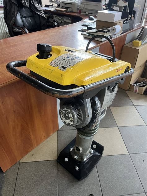 zdjęcie wacker wm80 skoczek wibracyjny