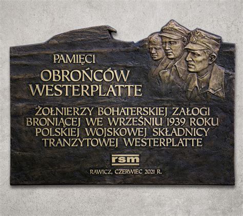 Tablica pamiątkowa upamiętniająca obrońców Reduty Ordona