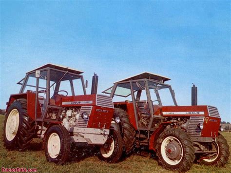 Illustration of various Ursus C-385 tractor parts, including filters, pins, and hoses.