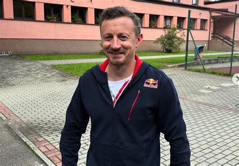 zdjęcie przedstawiające Adama Małysza, Svena Hannawalda i Martina Schmitta razem