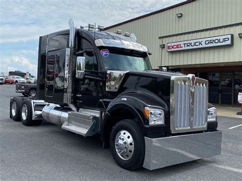 Ciężarówka Kenworth W990