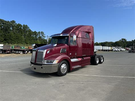 Ciężarówka Western Star 5700XE