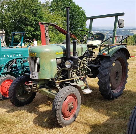 Historyczny ciągnik Fendt Dieselross