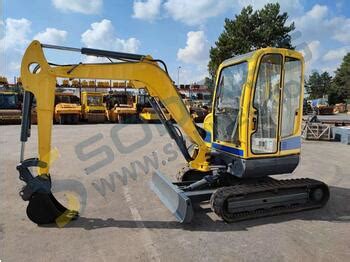 Thematic photo of a Neuson 38Z3 RD mini excavator at a construction site