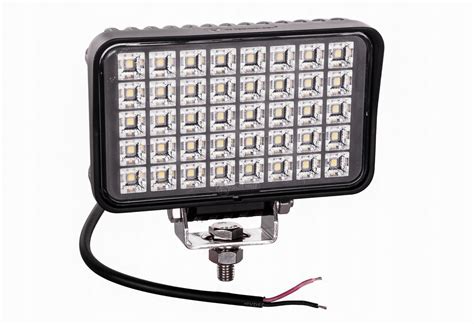 Ilustracja lampy stop LED do ciągnika rolniczego