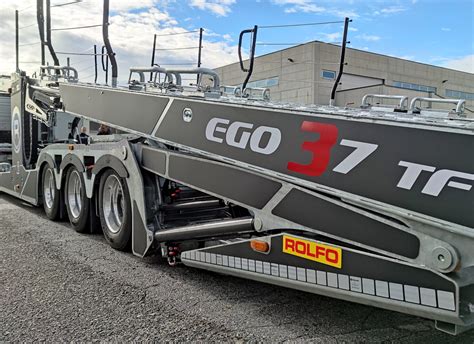 Rysunek techniczny autotransportera Eurolohr i Rolfo Ego z zaznaczeniem różnic w mocowaniu