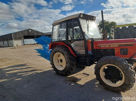 Zetor 6045 w pracy polowej