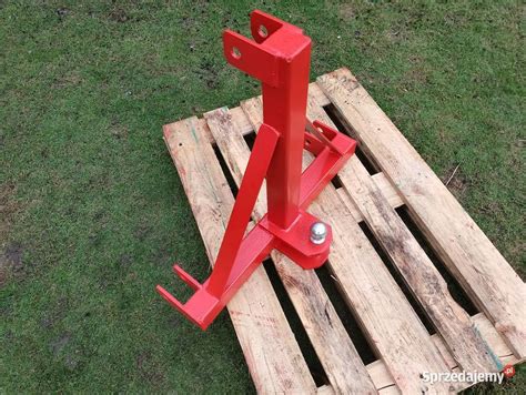 TUZ sterowany hydraulicznie, zaczep górny i dolny oraz WOM w ciągniku TUR-10D