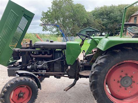 tabela porównawcza danych technicznych Fendt Farmer 2S z innym modelem