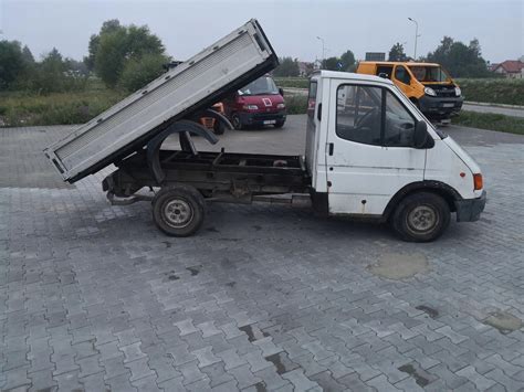 Ford Transit wywrotka w akcji