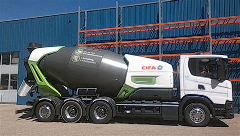 Hybrydowa betonomieszarka Cifa Energya E9