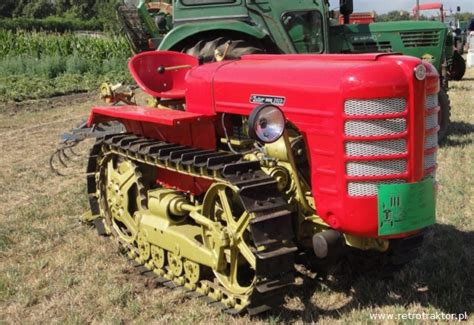 Zetor 2023 - ciągnik gąsienicowy