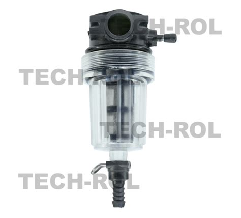 Zbliżenie na filtr rozdzielacza z przezroczystym kielichem