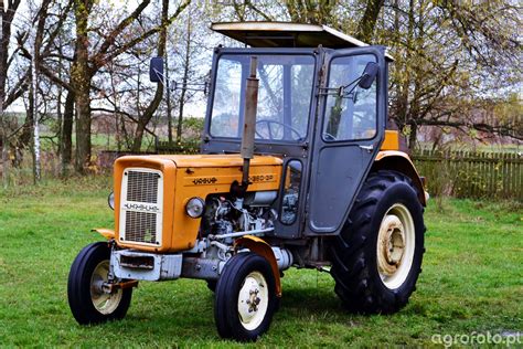 Ursus C-360 3P w akcji na polu