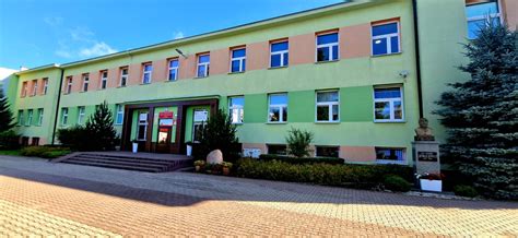 zdjęcie wywróconego ciągnika w Gródku