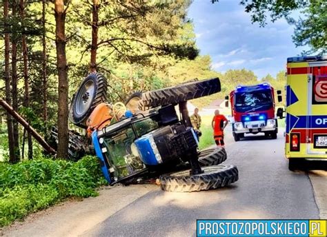 zdjęcie uszkodzonego ciągnika po wypadku w Zdziłowicach Trzecich