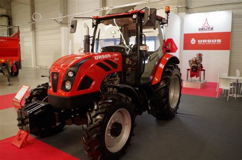 Nowe modele ciągników Ursus na targach
