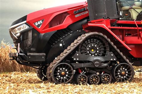 Porównanie powierzchni styku z podłożem ciągników gąsienicowych Case IH z tradycyjnymi oponami