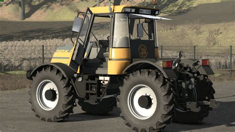 Zestaw JCB Fastrac z niskopodwoziem transportującym ciężki sprzęt